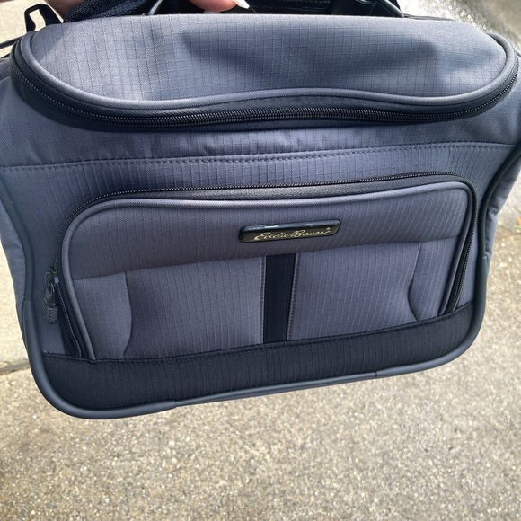 Eddie Bauer Luggage Carry On Grey Shoulder Bag - Picture 15 of 15